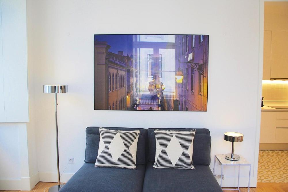 Downtown Sunny Apartment