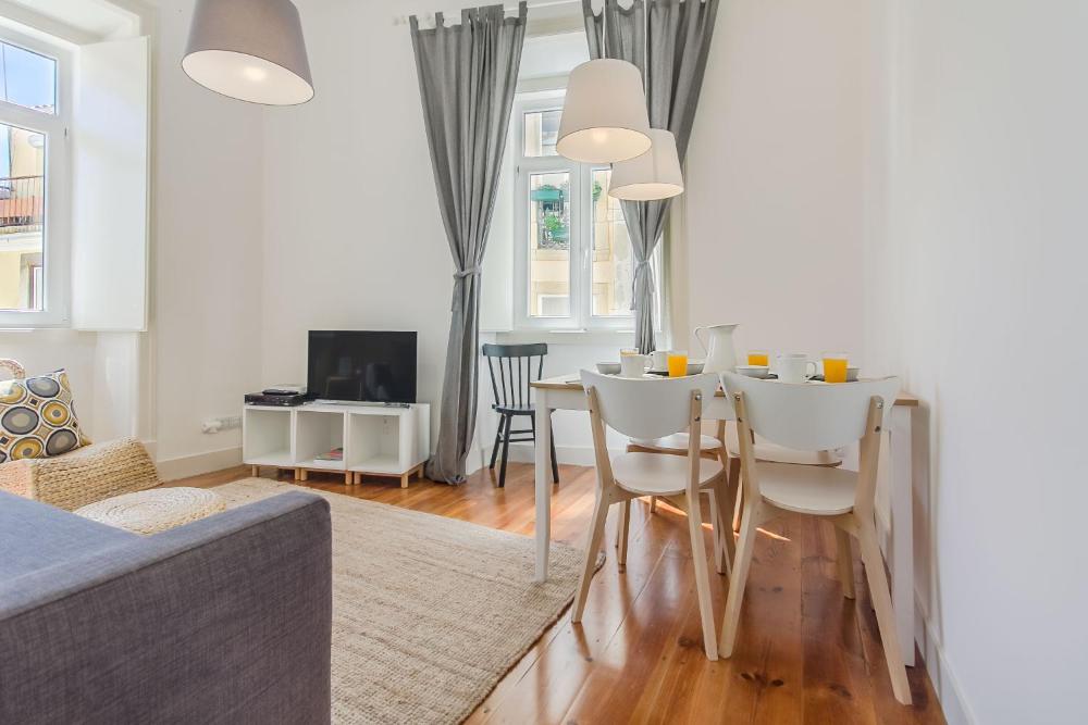 Guest Inn Bica Apartment