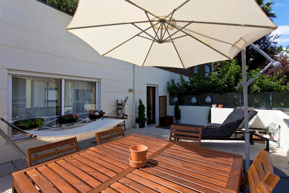 ESM Rental - Bombarda's Premium Terrace