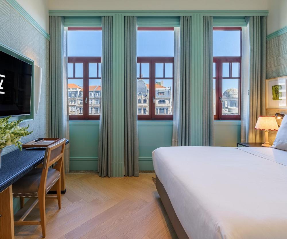 The Editory Boulevard Aliados Hotel